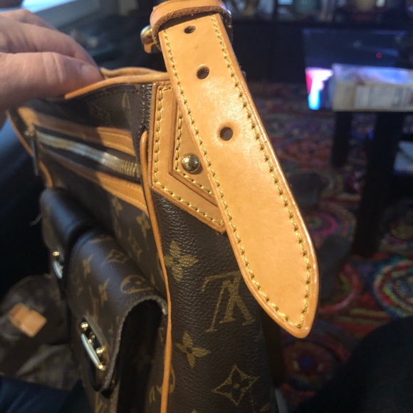 VINTAGE LOUIS VUITTON BAG - Picture 7 of 8